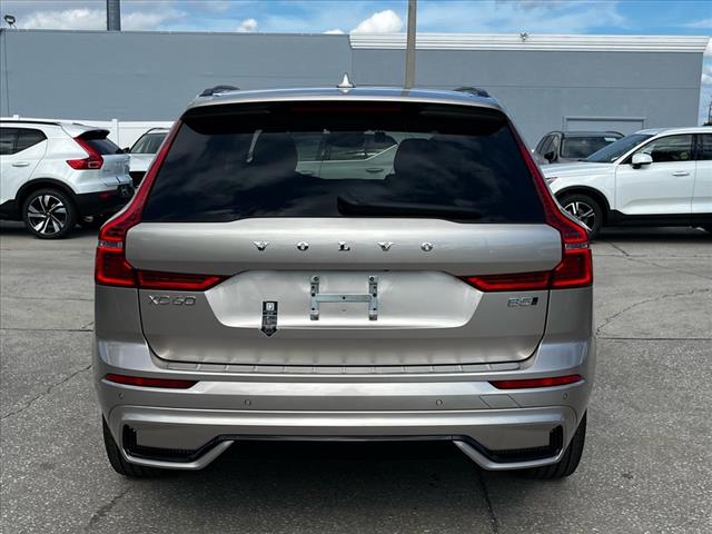 2025 Volvo XC60 B5 Plus Dark Theme