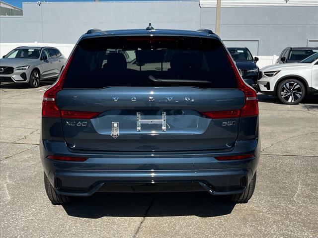 2025 Volvo XC60 B5 Core Dark Theme