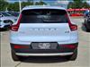 2025 Volvo XC40 B5 Ultra Bright Theme