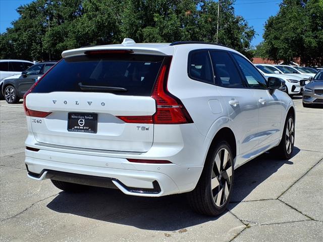 2025 Volvo XC60 T8 Plus Dark Theme
