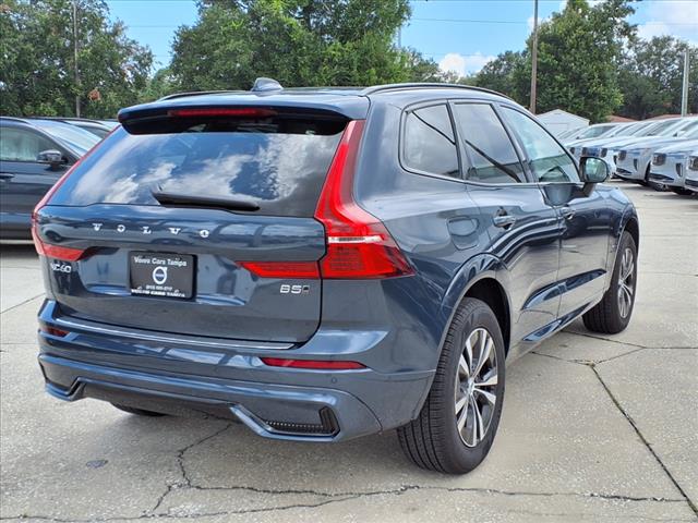2025 Volvo XC60 B5 Core Dark Theme