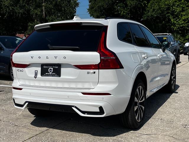 2025 Volvo XC60 B5 Core Dark Theme