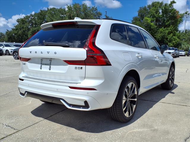 2026 Volvo XC60 B5 Ultra Dark Theme