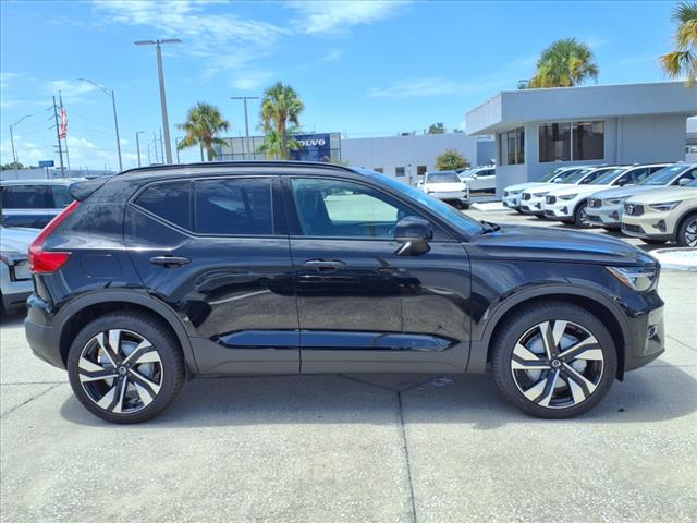 2026 Volvo XC40 ULTRA B5 AWD B5 Ultra Dark Theme