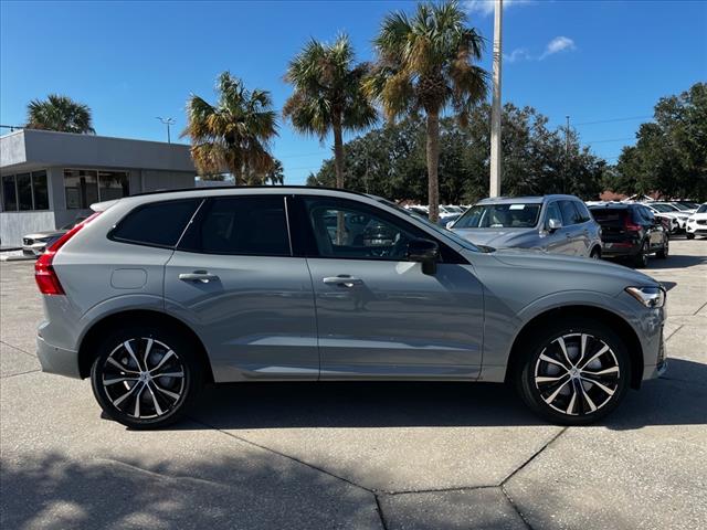 2025 Volvo XC60 B5 Plus Dark Theme