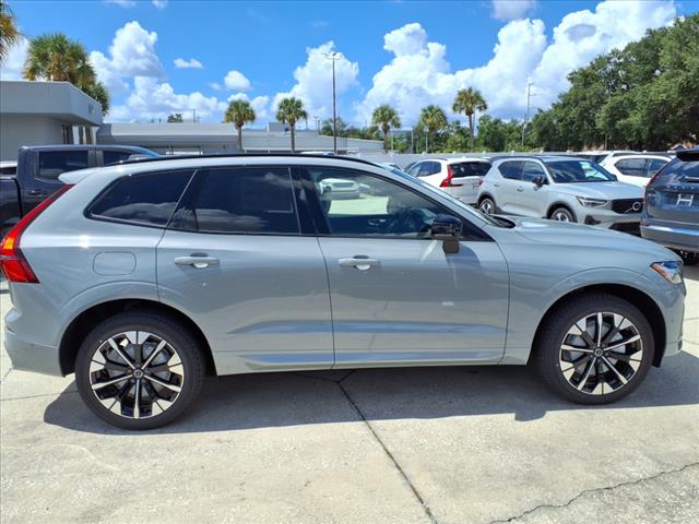 2026 Volvo XC60 B5 Plus Dark Theme