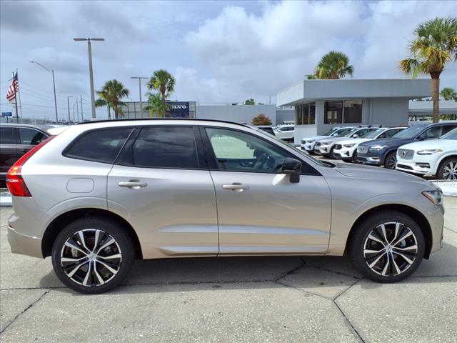 2025 Volvo XC60 B5 Plus Dark Theme
