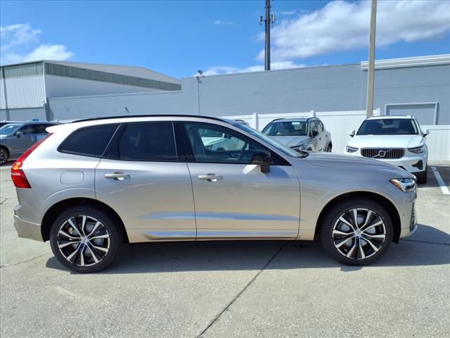 2025 Volvo XC60 B5 Plus Dark Theme