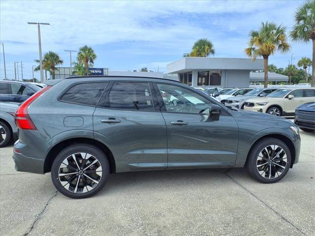 2026 Volvo XC60 B5 Plus Dark Theme