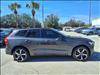 2022 Volvo XC60 B5 R-Design