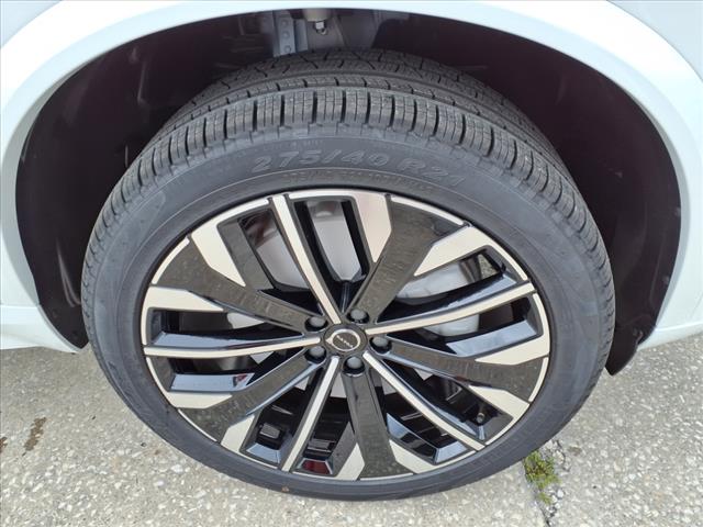 2025 Volvo XC90 B6 Plus Bright Theme 6P