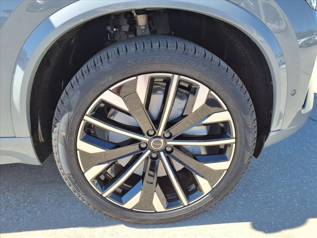 2025 Volvo XC90 B6 Plus Bright Theme 7P