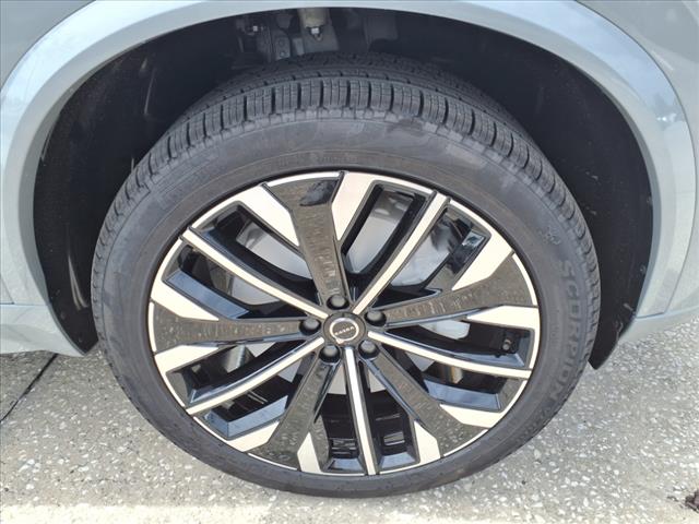 2026 Volvo XC90 B6 Plus Bright Theme 7P
