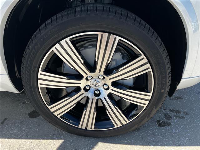 2025 Volvo XC90 B6 Ultra Bright Theme 7P