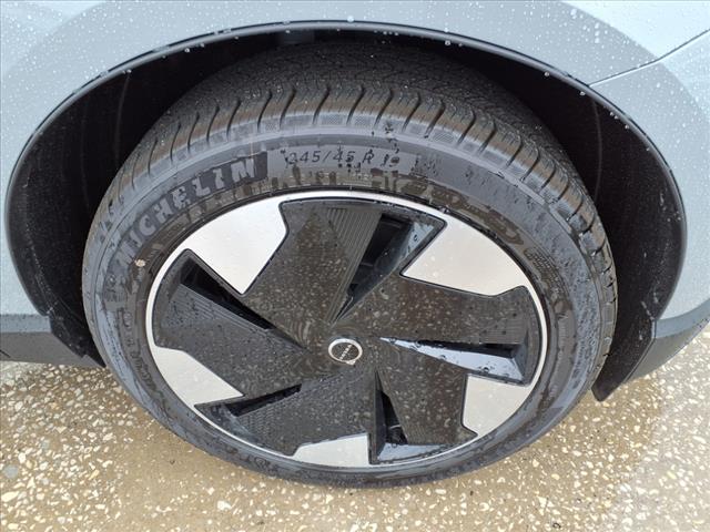 2025 Volvo EX30 Twin Plus
