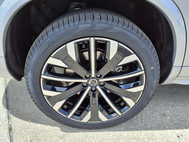 2025 Volvo XC90 T8 Plus Bright Theme 7P