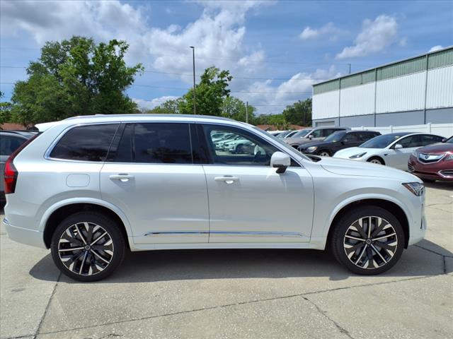 2025 Volvo XC90 T8 Ultra Bright Theme 7P
