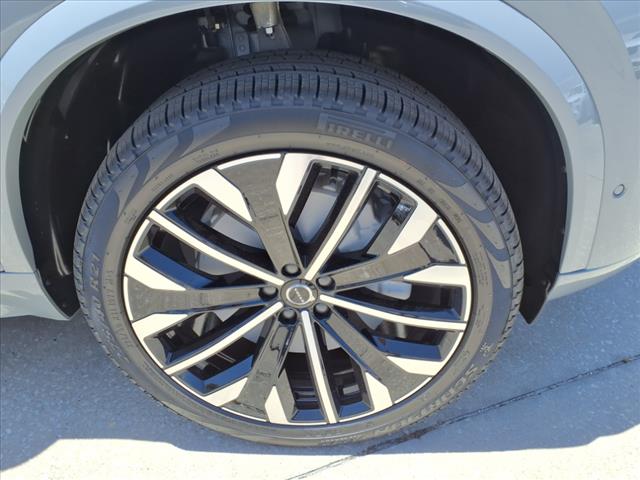 2025 Volvo XC90 B5 Plus Bright Theme 6P