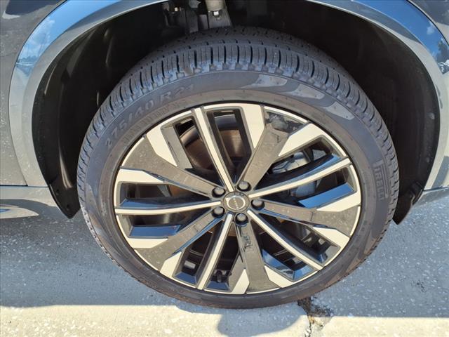 2025 Volvo XC90 B5 Core Bright Theme