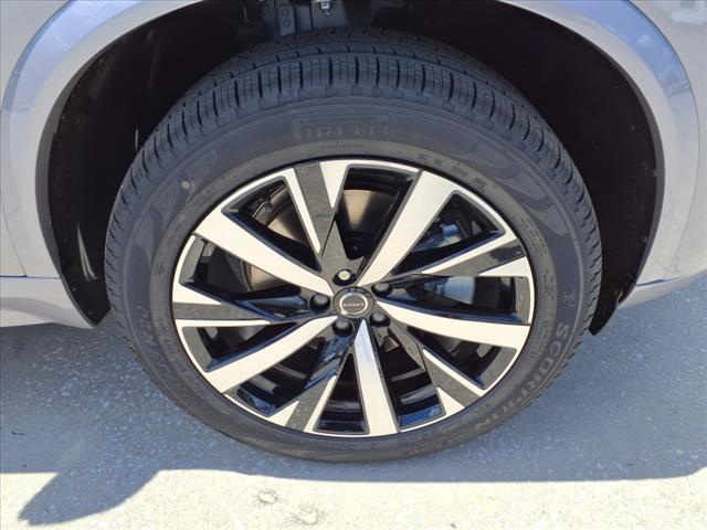 2026 Volvo XC90 B5 Core Bright Theme