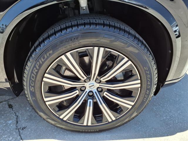 2025 Volvo XC90 B5 Core Bright Theme