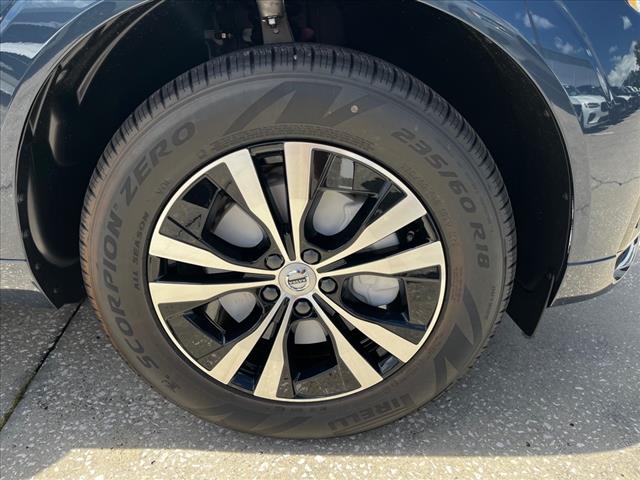 2025 Volvo XC60 B5 Core Dark Theme