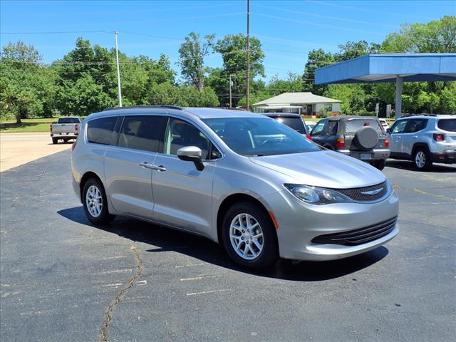 2020 Chrysler Voyager LXi