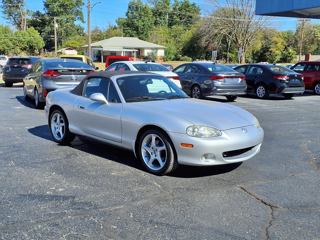 2003 Mazda MX-5 Miata LS