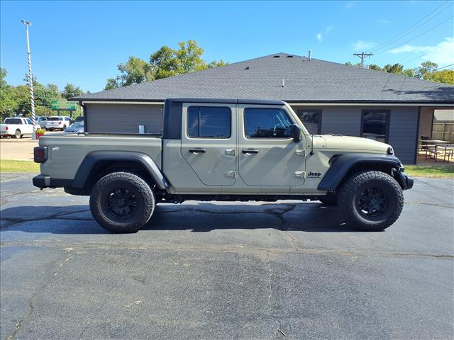2020 Jeep Gladiator Sport