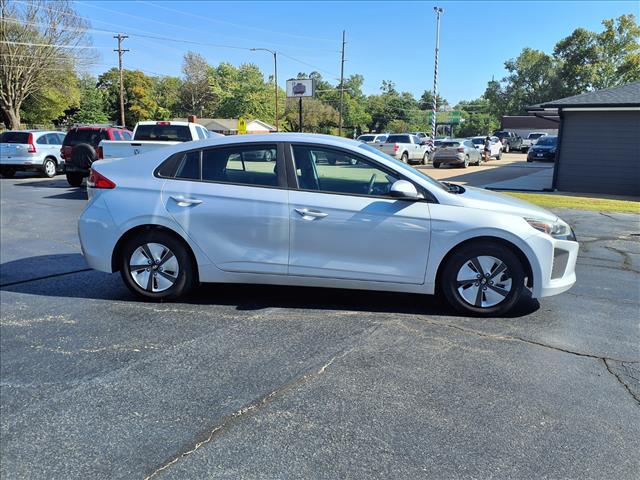 2018 Hyundai IONIQ Hybrid Blue