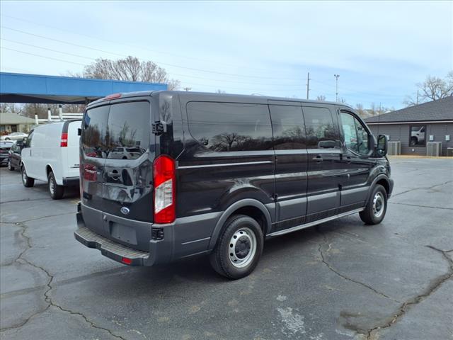 2017 Ford Transit 150 XL