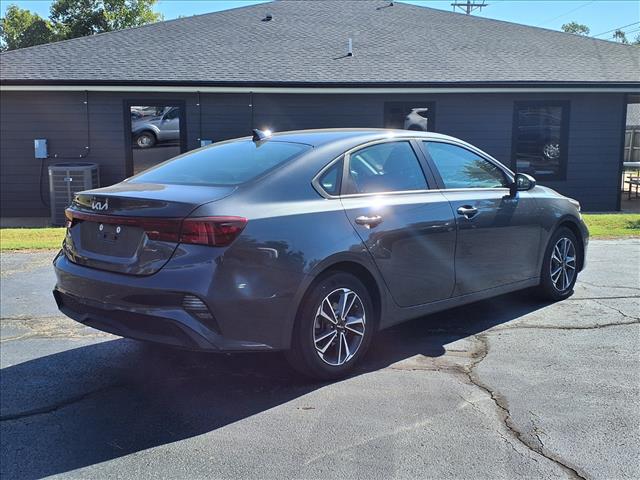 2024 Kia Forte LX
