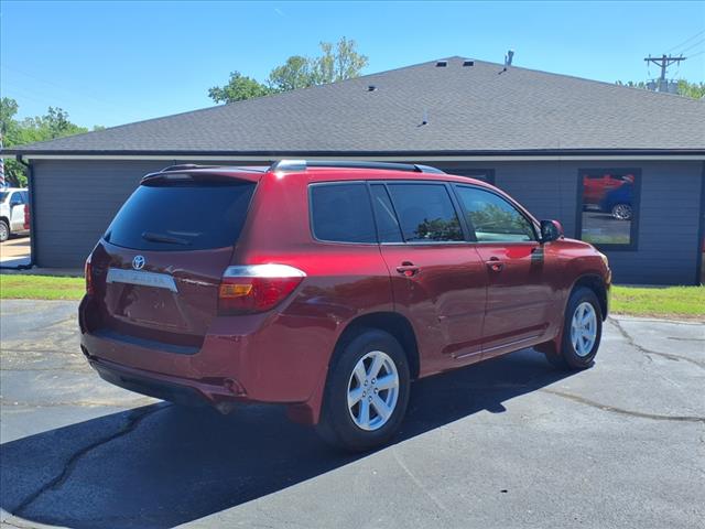 2010 Toyota Highlander Base