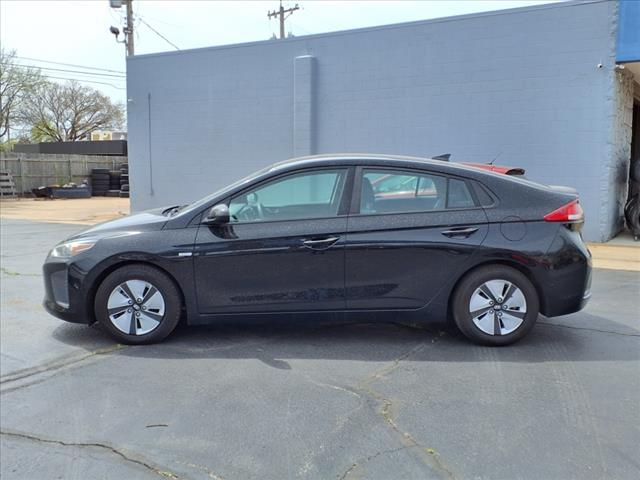 2018 Hyundai IONIQ Hybrid Blue