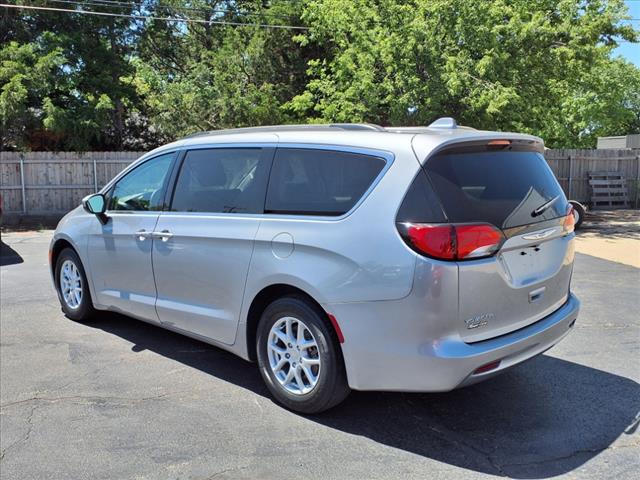 2020 Chrysler Voyager LXi