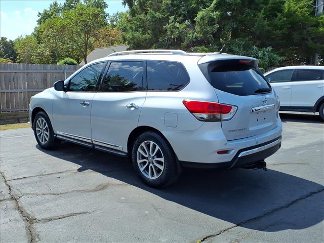 2015 Nissan Pathfinder SL
