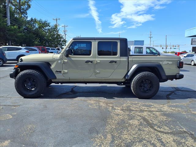 2020 Jeep Gladiator Sport