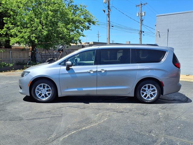 2020 Chrysler Voyager LXi