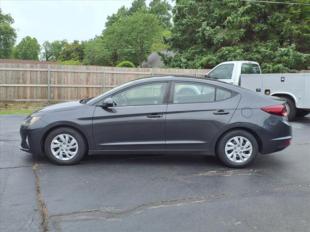 2020 Hyundai ELANTRA SE