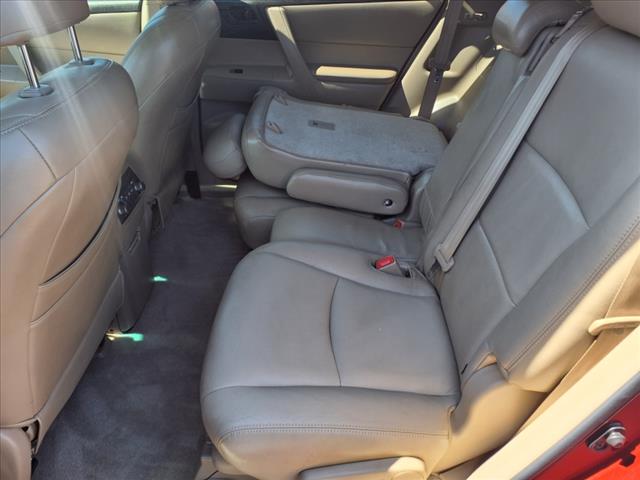 2010 Toyota Highlander Base