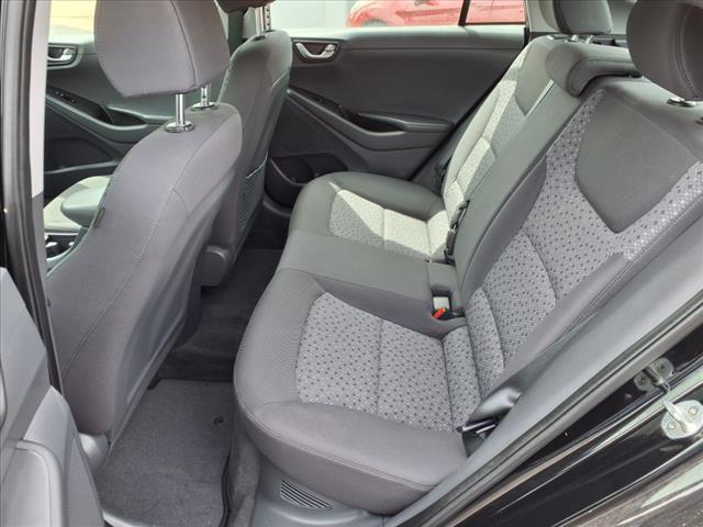 2018 Hyundai IONIQ Hybrid Blue