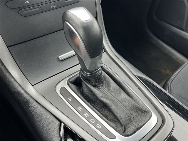 2018 Ford Edge SE