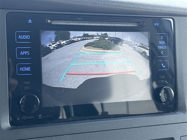 2015 Toyota Sienna LE 8-Passenger