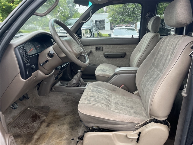 2000 Toyota Tacoma SR5