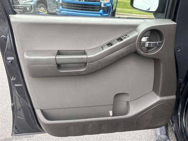 2005 Nissan Xterra S
