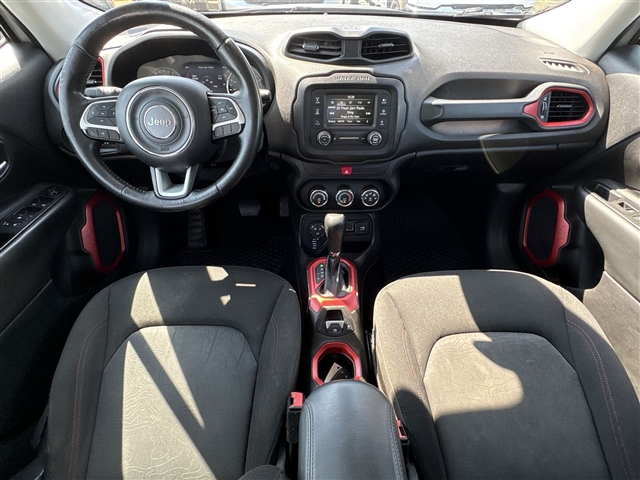 2017 Jeep Renegade Trailhawk