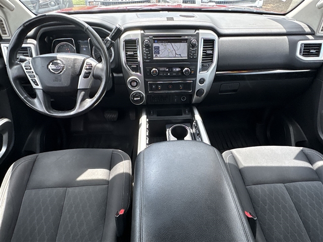 2018 Nissan Titan SV