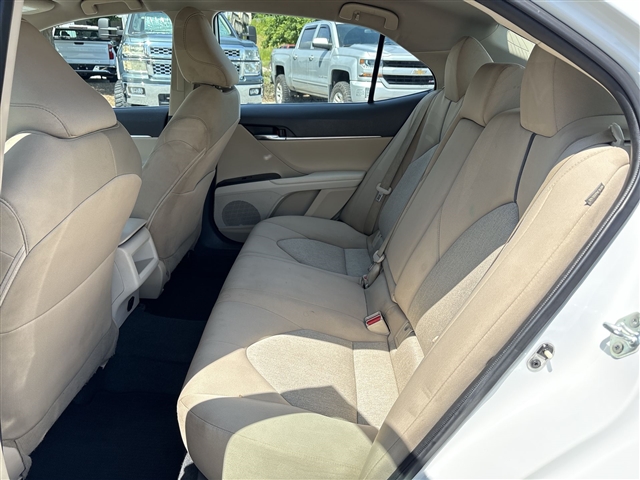 2022 Toyota Camry LE