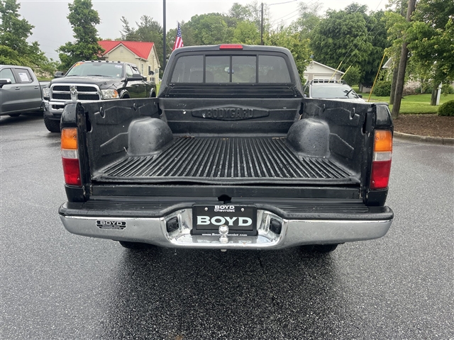 2000 Toyota Tacoma SR5