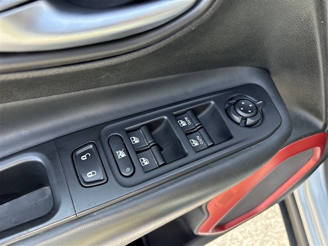 2017 Jeep Renegade Trailhawk